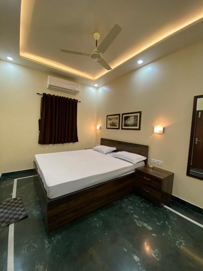 Shivam Hotels Колката Екстер'єр фото