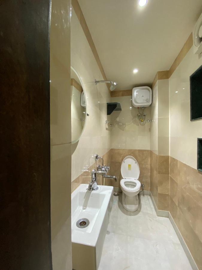 Shivam Hotels Колката Екстер'єр фото
