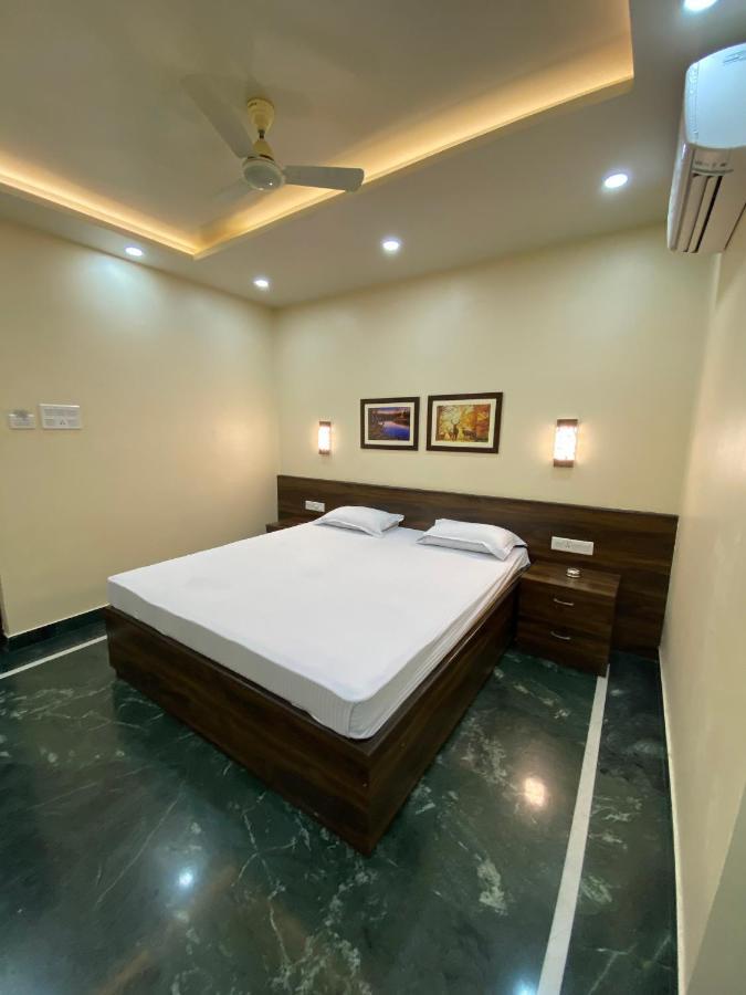 Shivam Hotels Колката Екстер'єр фото